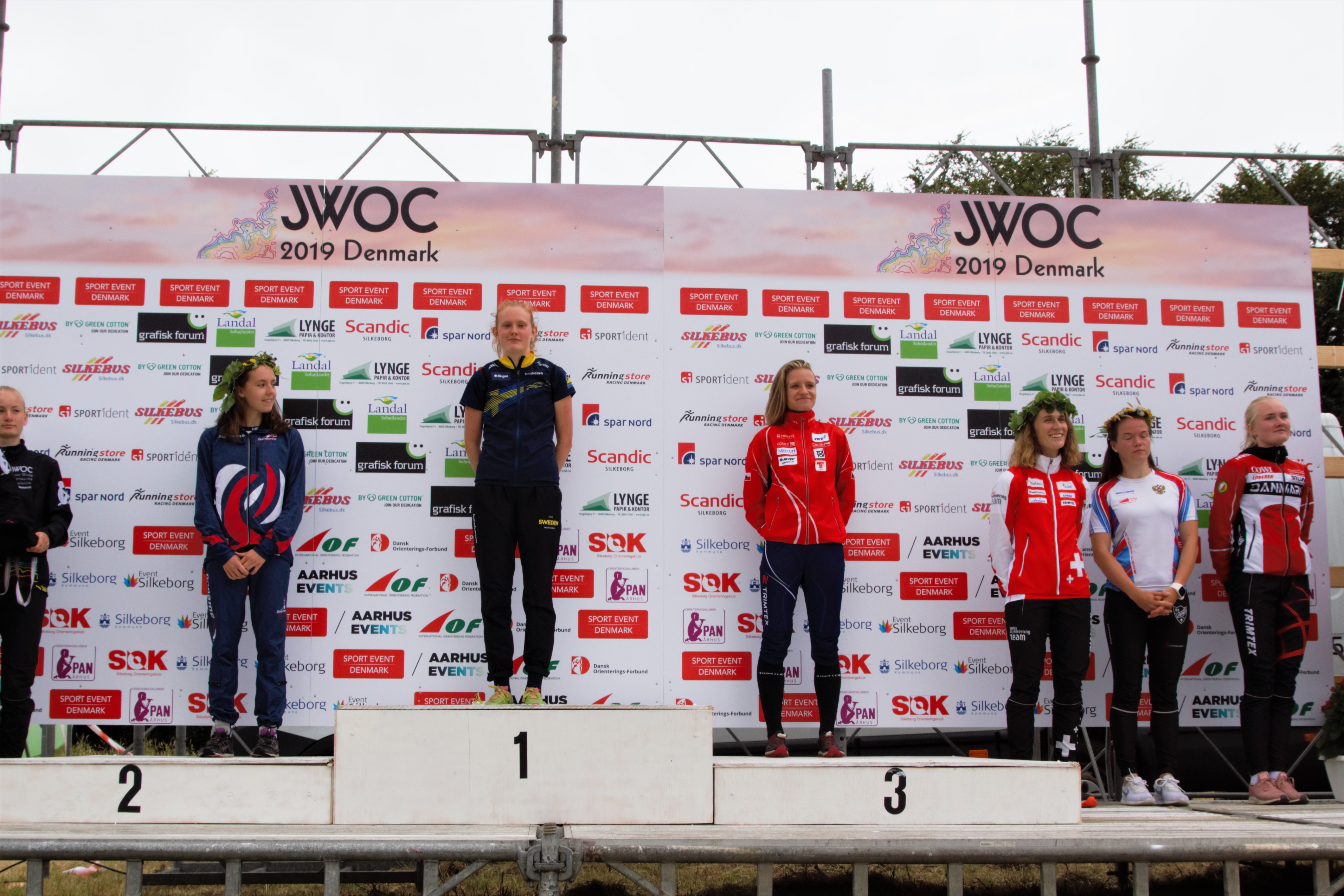 Winners Women Middle